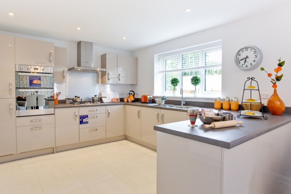 Personalise your kitchen in your brand new Bovis Home